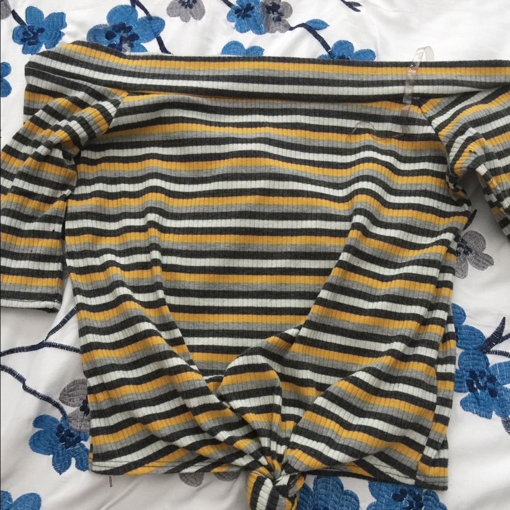 Off the shoulder crop top with knot in the front
